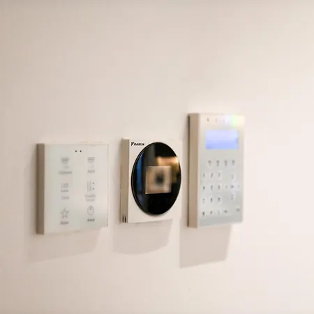 The 1 -nicosia Elite Stay- Gym Pool 24h Concierge Daire *