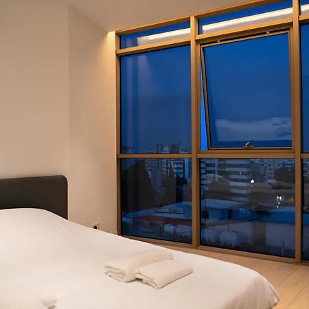 The 1 -nicosia Elite Stay- Gym Pool 24h Concierge Apartment