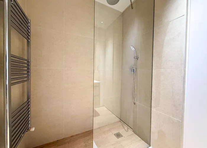 Appartamento The 1 -nicosia Elite Stay- Gym Pool 24h Concierge *